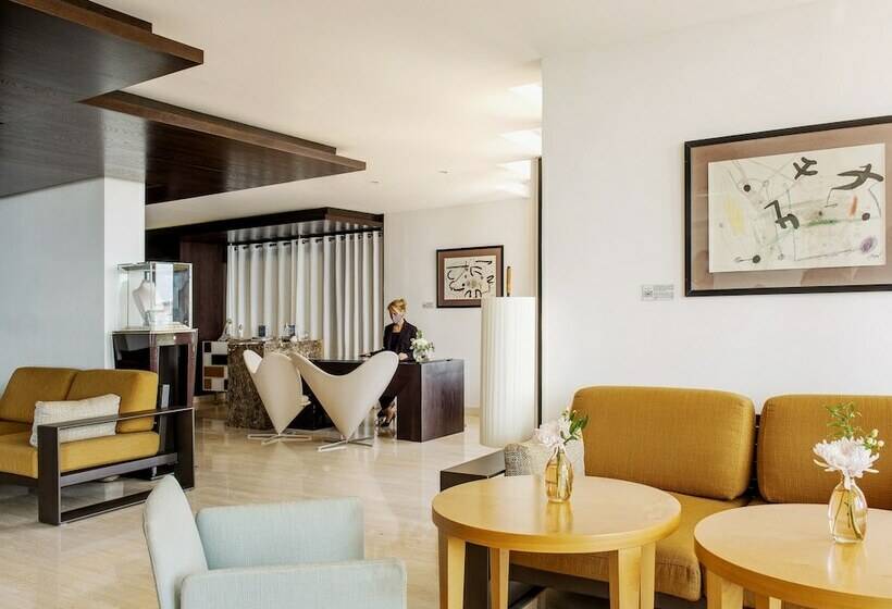 سوییت جونیور با چشم‌انداز دریا, De Mar Gran Meliá, The Leading Hotels of The World - Adults Only