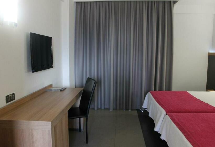 اتاق اساندارد با چشم‌انداز جانبی به دریا, Flash Hotel Benidorm   Recommended Adults Only 4 Sup