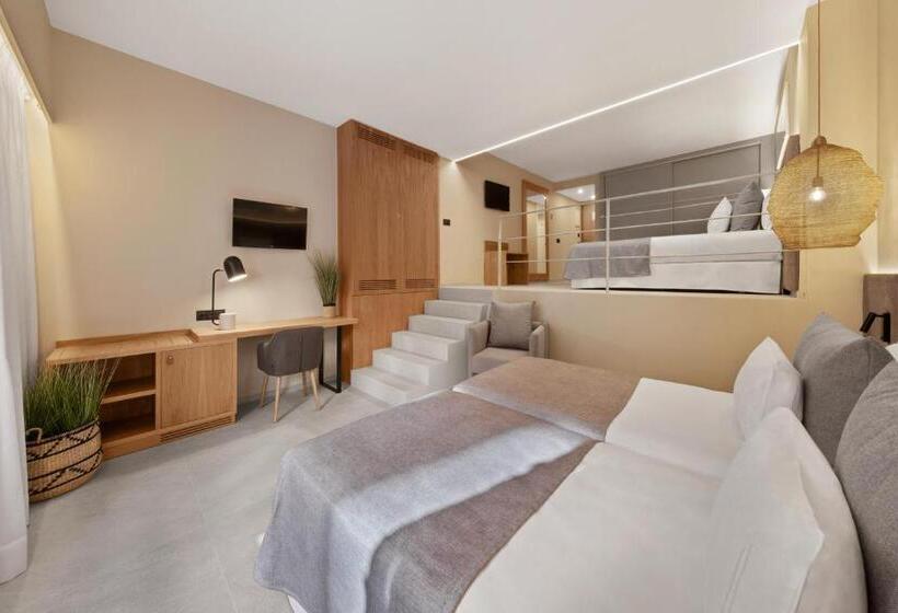 غرفة قياسية رباعية, Almudaina