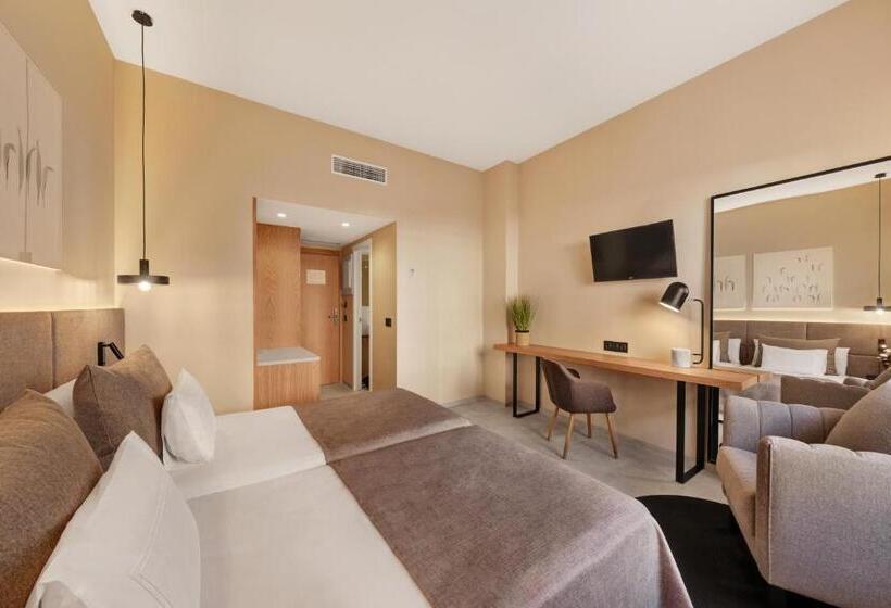 古典房间, Almudaina