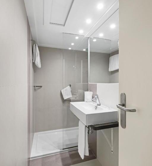 单人经济间, Almudaina