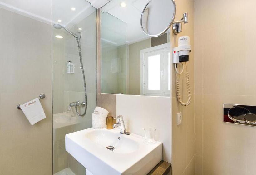 标准单人间, Almudaina