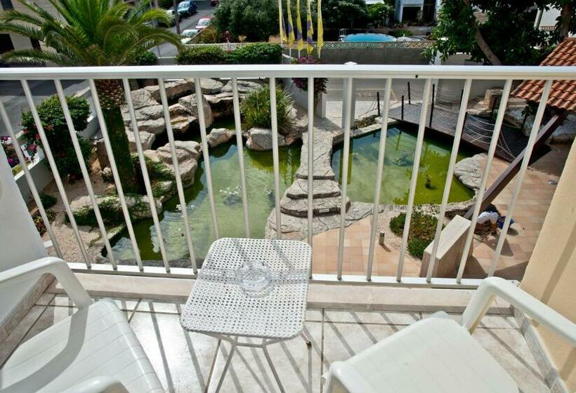 Номер Стандарт Индивидуальный с Балконом, Capricho