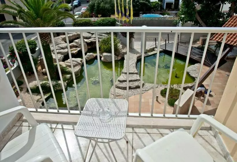 Standard Single Room with Balcony, Capricho