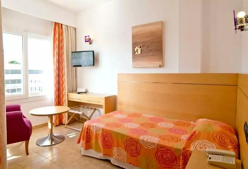 Standard Single Room with Balcony, Capricho