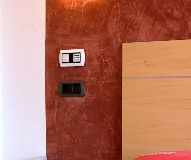 Cameră Deluxe, Capricho