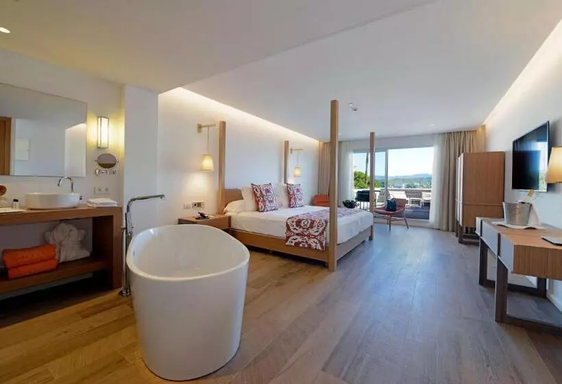 سوئیت پریمیوم, Coronado Thalasso & Spa