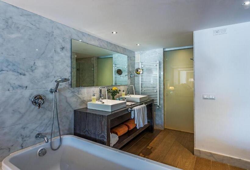 سوئیت پریمیوم با چشم‌انداز دریا, Coronado Thalasso & Spa