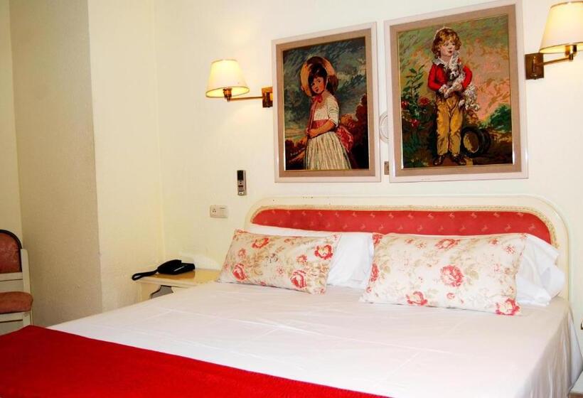 חדר סטנדרט לשלושה, El Dorado