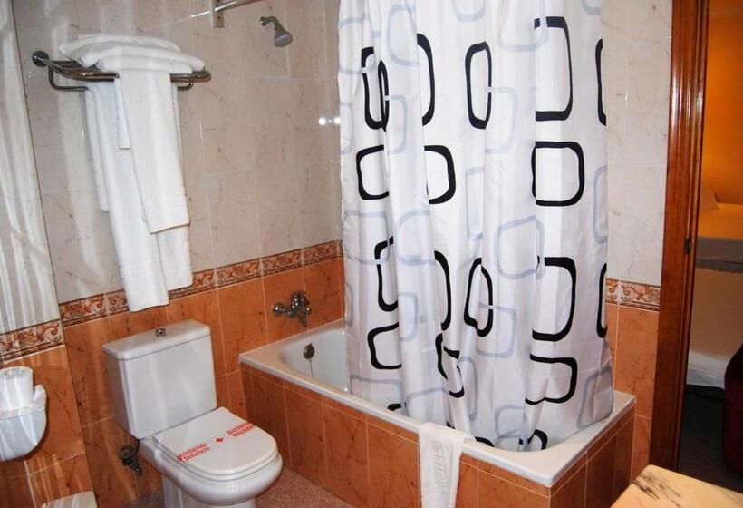 חדר סטנדרט לשלושה, El Dorado