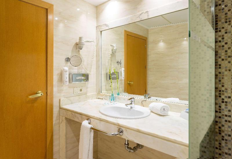 Семейный Номер, Elche Centro Affiliated By Meliá