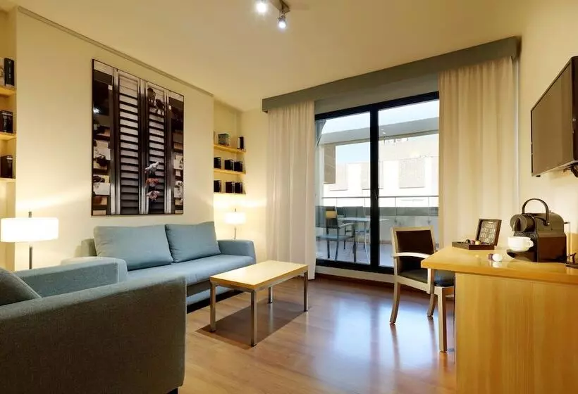 سوییت جونیور, Eurostars Centrum Alicante