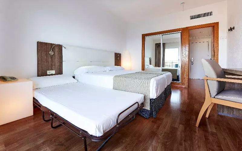 اتاق استاندارد سه نفره, Globales Cala Viñas - Adults Only 16+