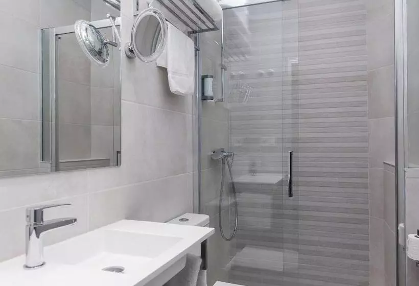 اتاق استاندارد, Hito