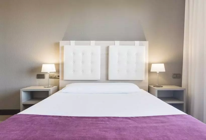 اتاق استاندارد, Ilunion Golf Badajoz