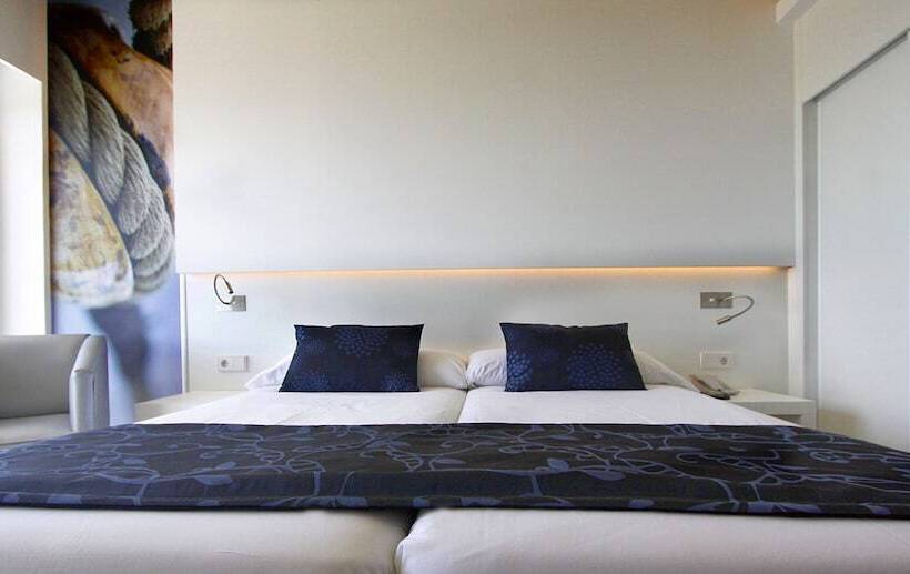 스탠다드 룸 풀장 전망, Bg Java