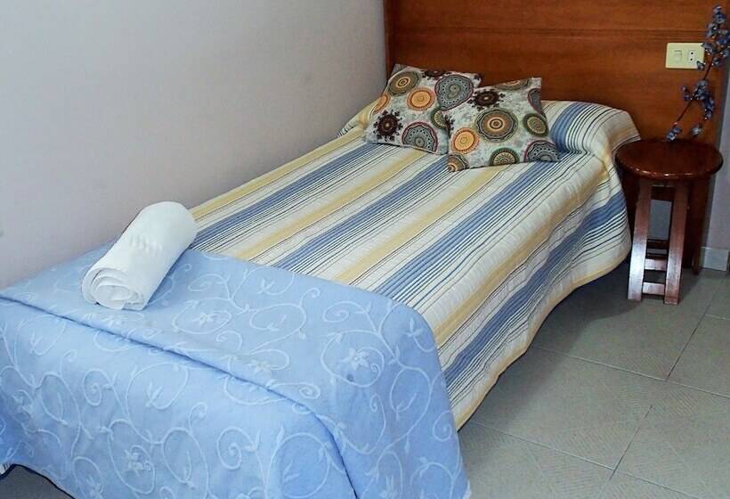 اتاق استاندارد یک نفره, La Barca