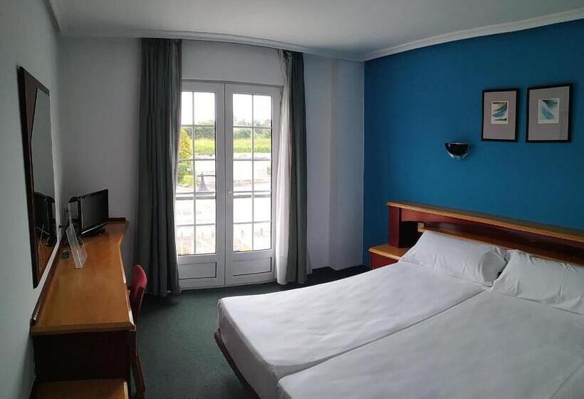 标准间, La Campana