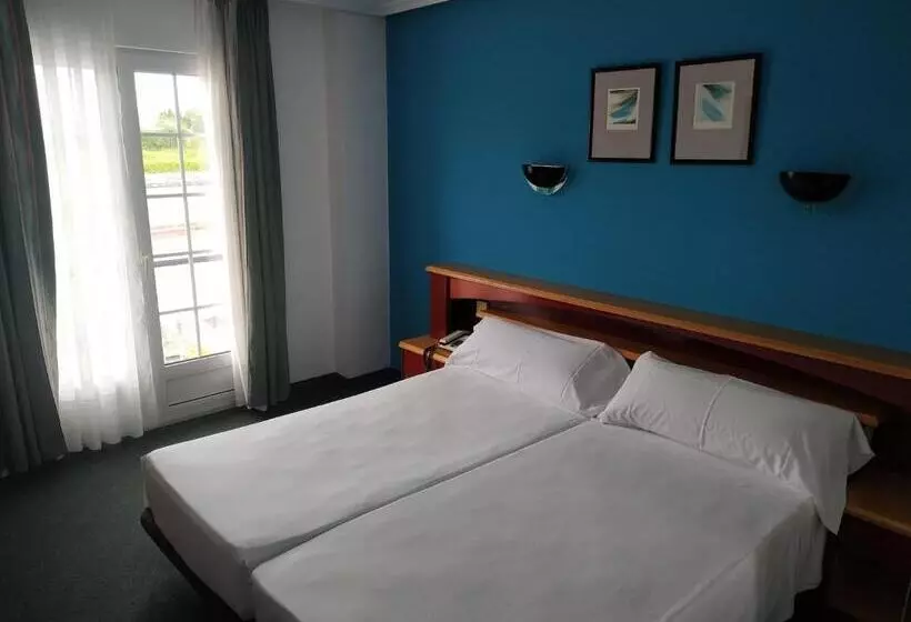 Standard Room, La Campana