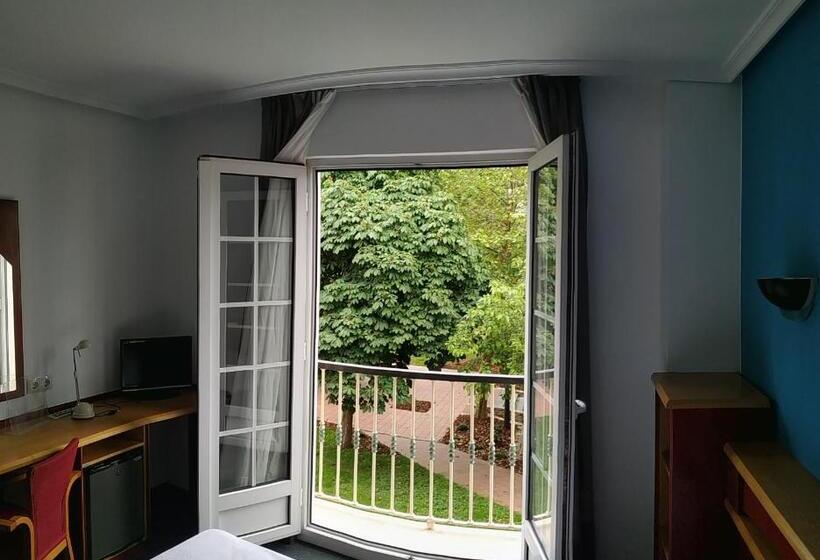 标准间, La Campana