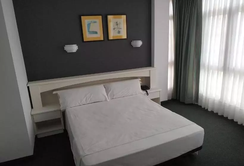 Superior Room, La Campana