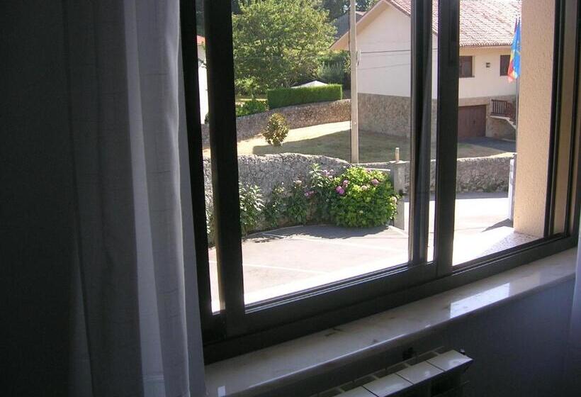 غرفة قياسية, La Encina Celorio Llanes