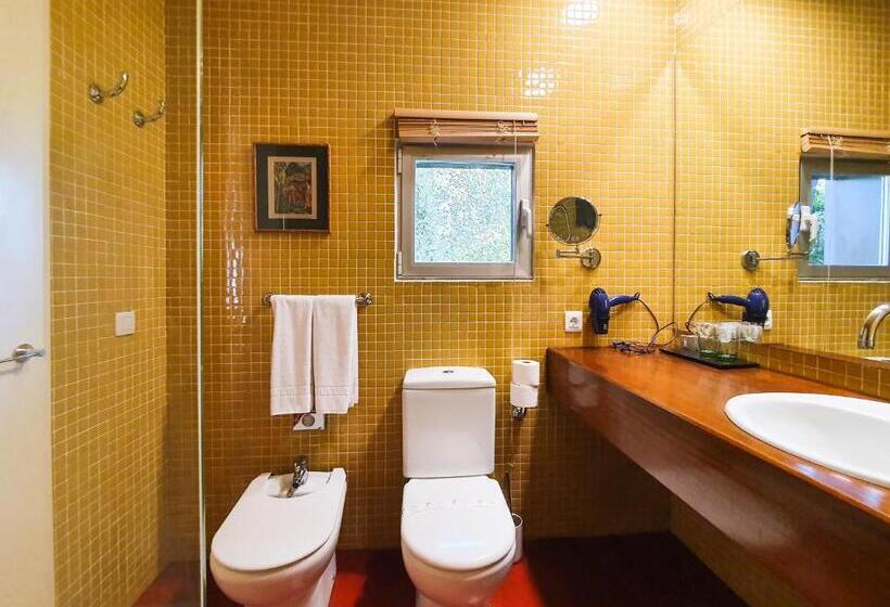 סטודיו דלוקס, La Posada De Babel