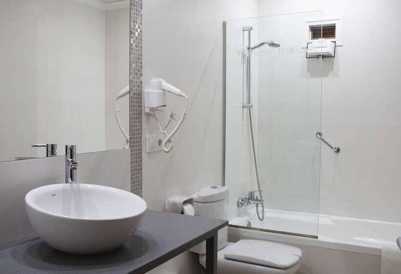 Номер Стандарт, Mr Costa Blanca