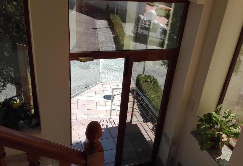 شقة غرفة واحدة, Peñagrande