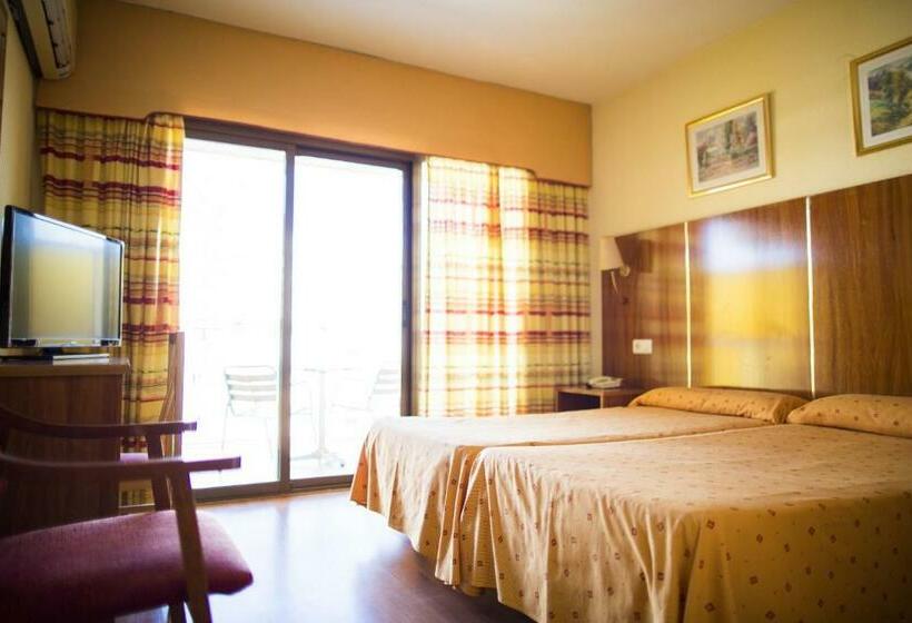 غرفة قياسية ثلاثية, Port Vista Oro