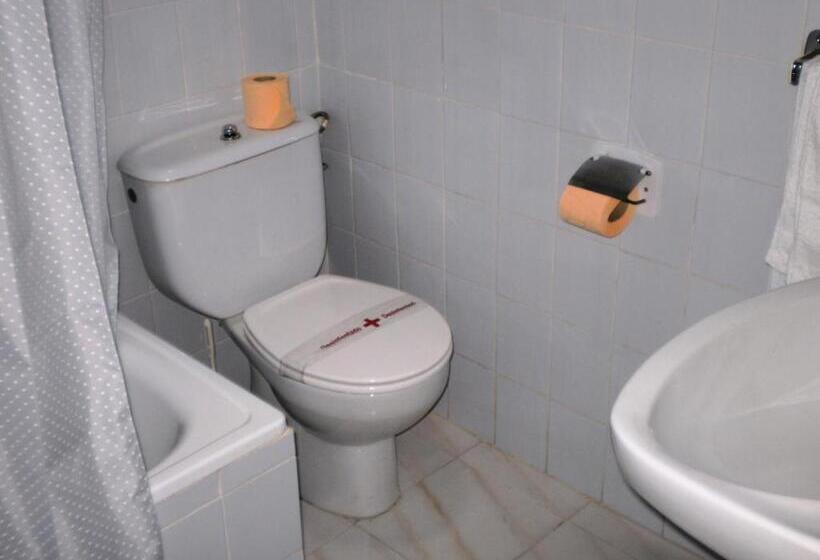 חדר אקונומי, Rancho Del Mar