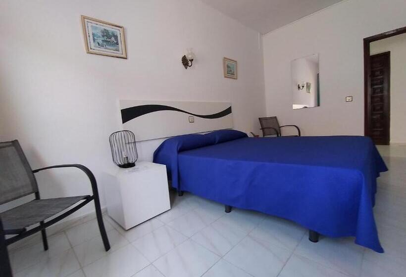 חדר אקונומי, Rancho Del Mar