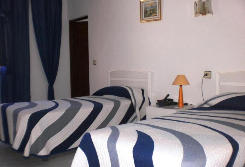 חדר אקונומי, Rancho Del Mar