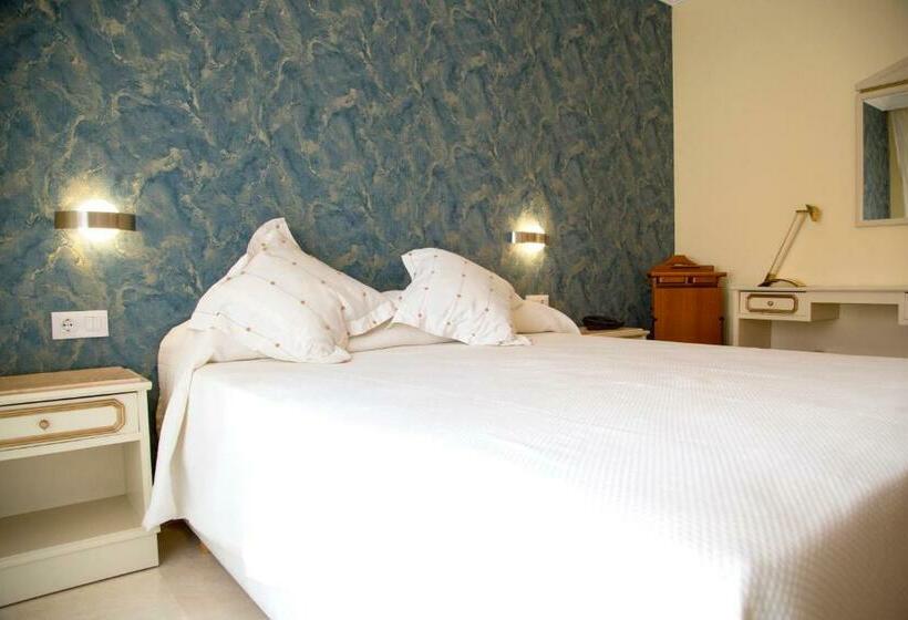 اتاق استاندارد, Reina Victoria