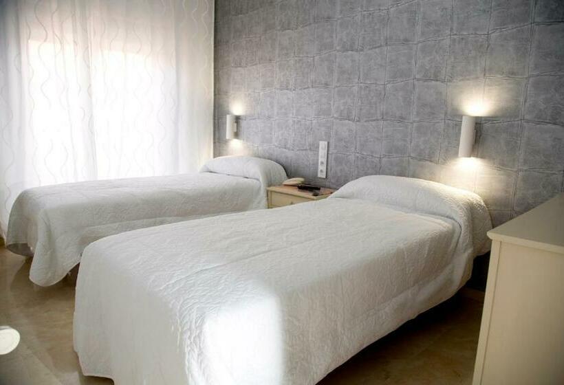 اتاق استاندارد, Reina Victoria