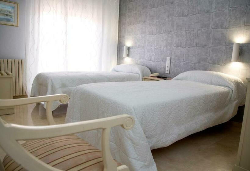 اتاق استاندارد, Reina Victoria