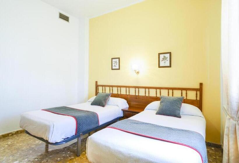 اتاق استاندارد, Restaurante Moya