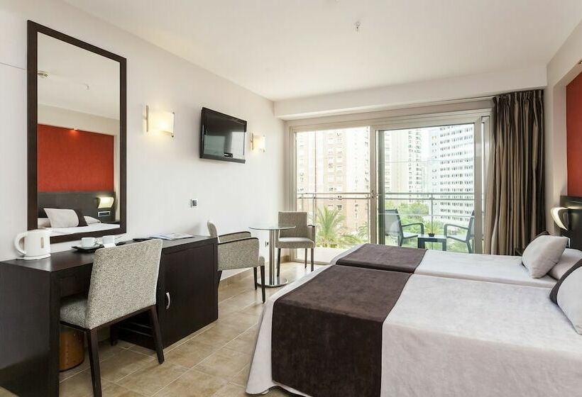 标准三人间, Sandos Monaco   Adults Only