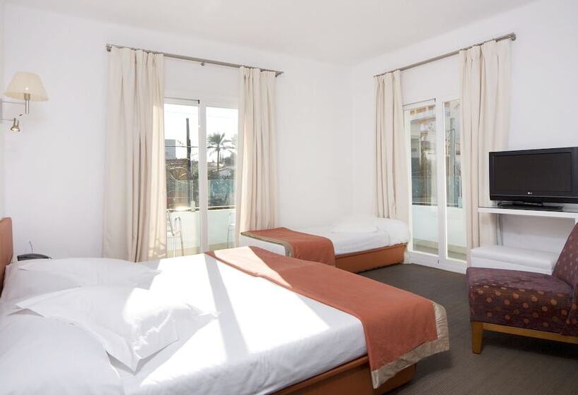 اتاق استاندارد سه نفره, Portofino Mallorca