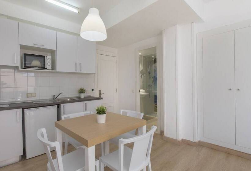 Apartamento 1 Dormitorio con Balcón, Whala!beach