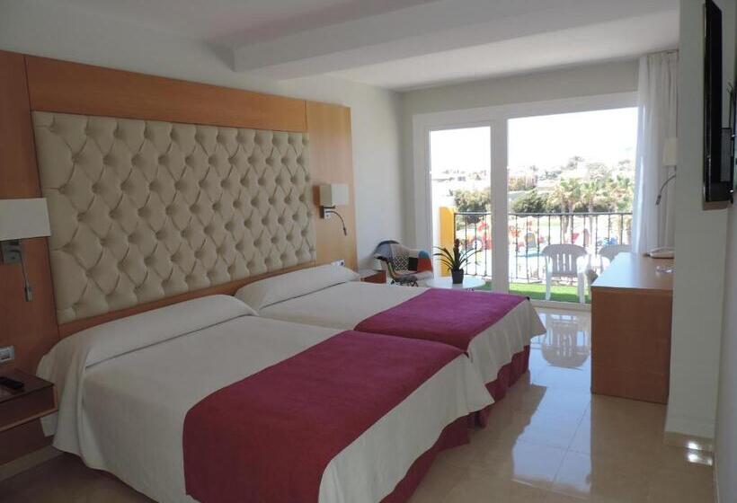 Номер Стандарт, Mediterráneo Bay Hotel & Resort