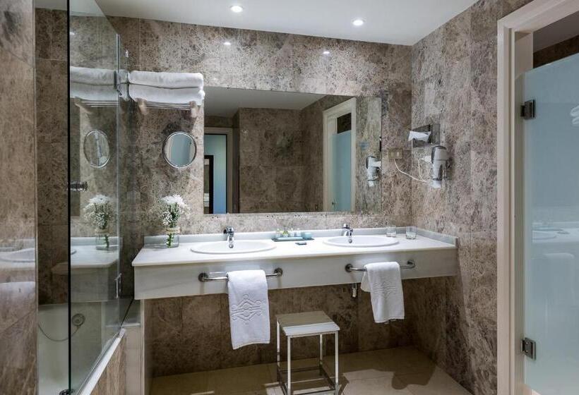 غرفة قياسية, Parador De Gijon