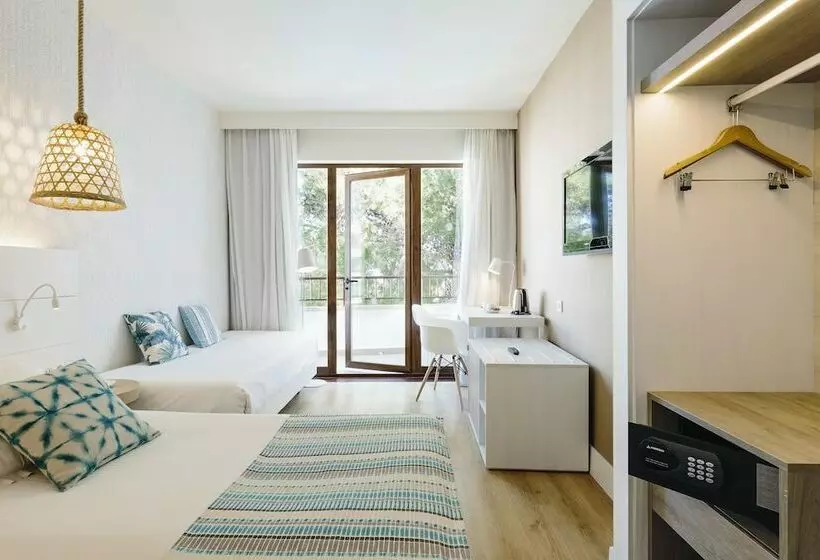 اتاق استاندارد با چشم‌انداز دریا, Leonardo Royal Hotel Ibiza Santa Eulalia