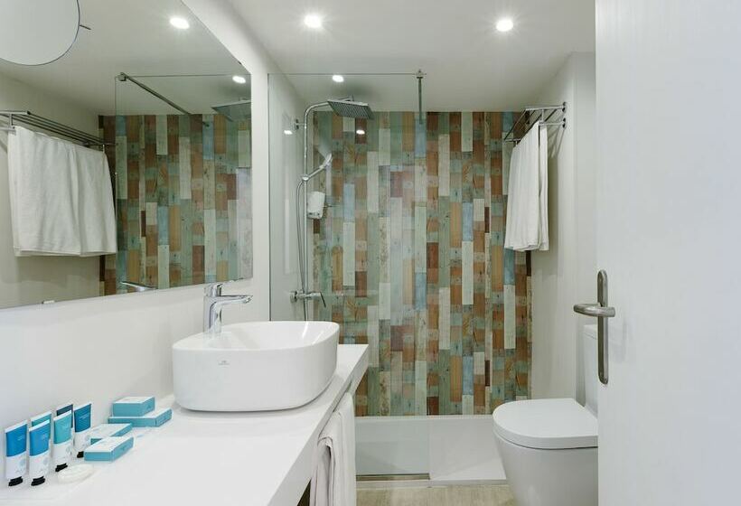 Habitación Superior Vista Mar, Leonardo Royal Hotel Ibiza Santa Eulalia