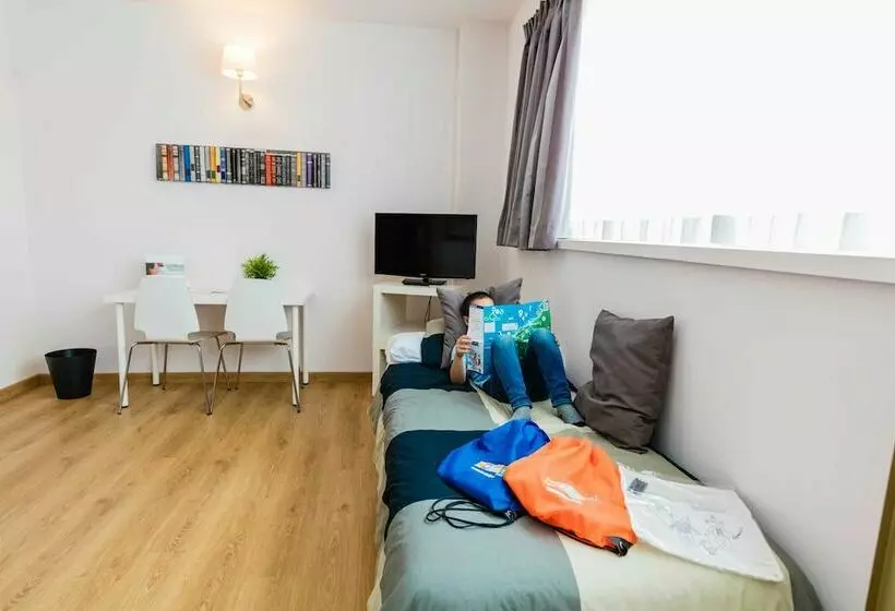 اتاق استاندارد سه نفره, Aparthotel Atenea Barcelona