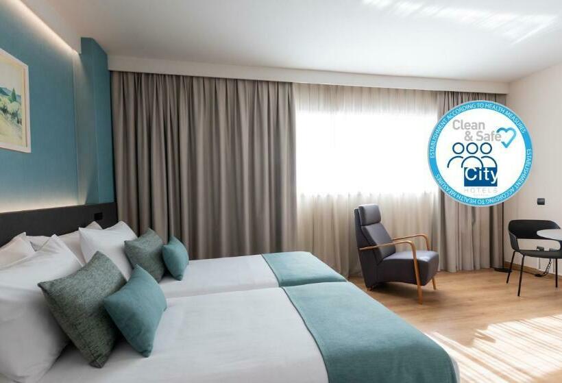 Номер Стандарт, Aparthotel Atenea Barcelona