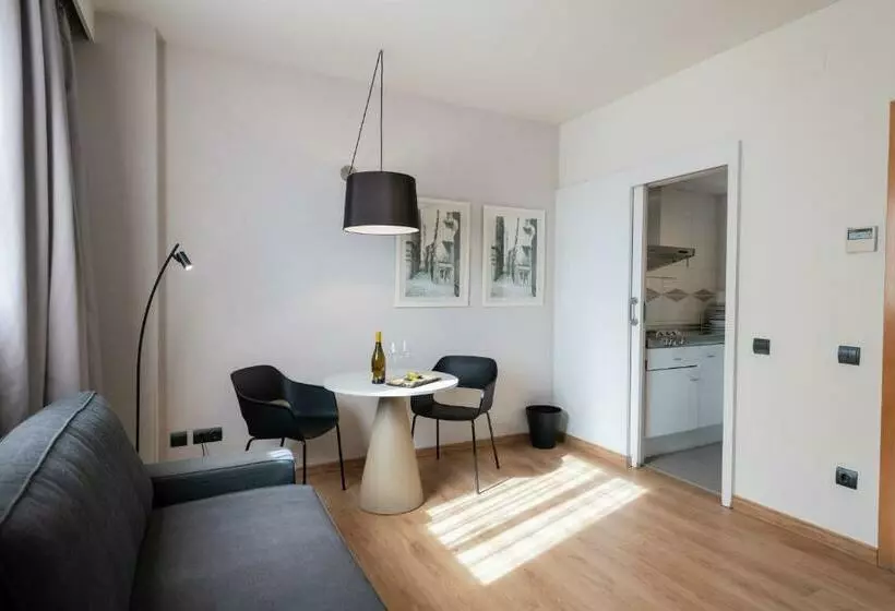 اتاق استاندارد, Aparthotel Atenea Barcelona