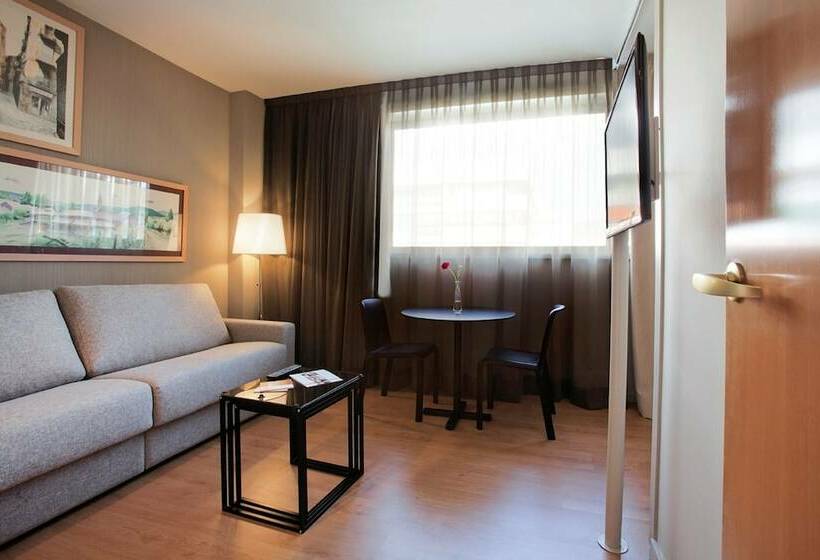 اتاق پرمیوم, Aparthotel Atenea Barcelona