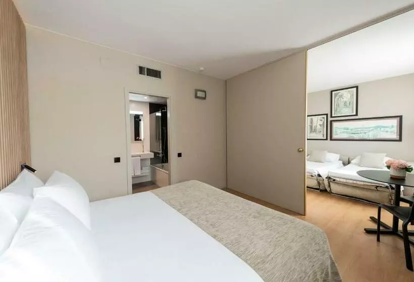 اتاق استاندارد چهار تخته, Aparthotel Atenea Barcelona