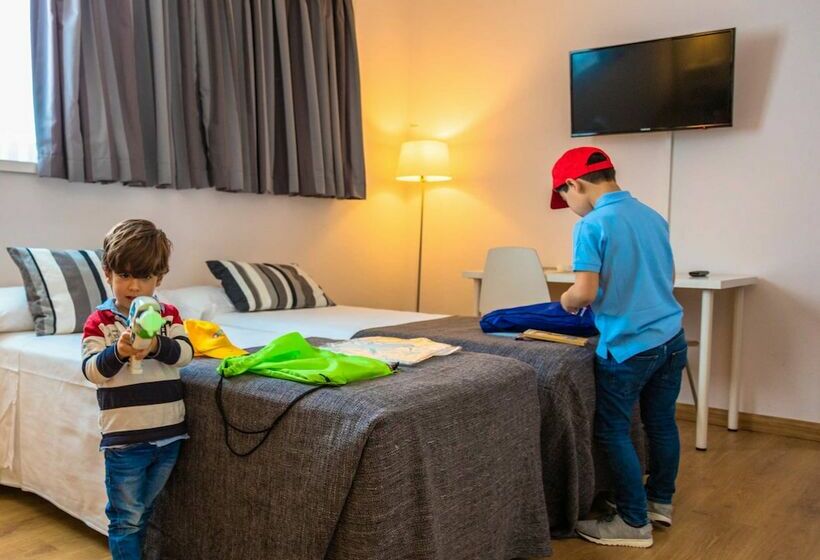 اتاق استاندارد چهار تخته, Aparthotel Atenea Barcelona